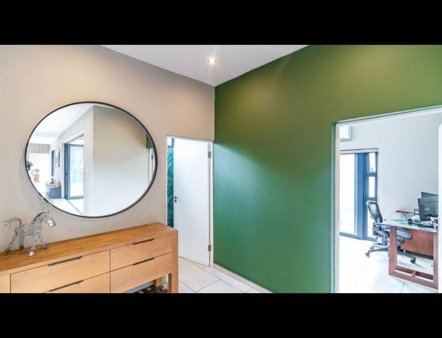 5 BEDROOM HOUSE FOR SALE IN MIDSTREAM RIDGE